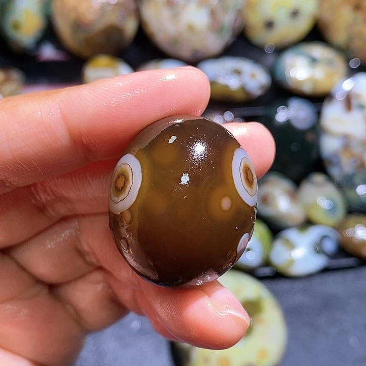 未镶嵌玛瑙/玉髓珠宝奇石