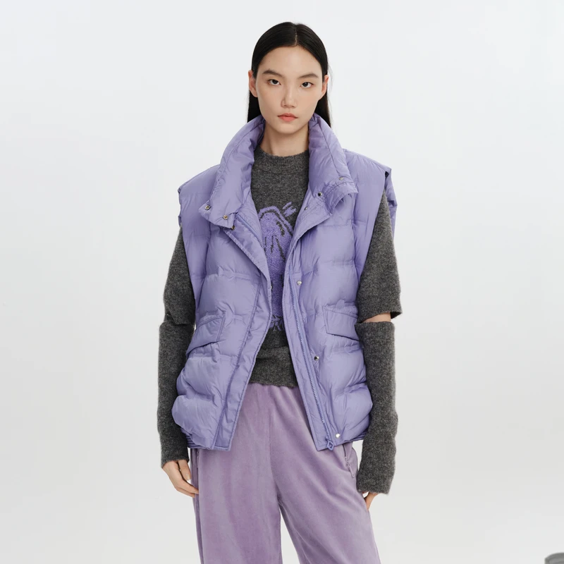 XG雪歌紫色马甲XI406007A202宽松减龄时尚