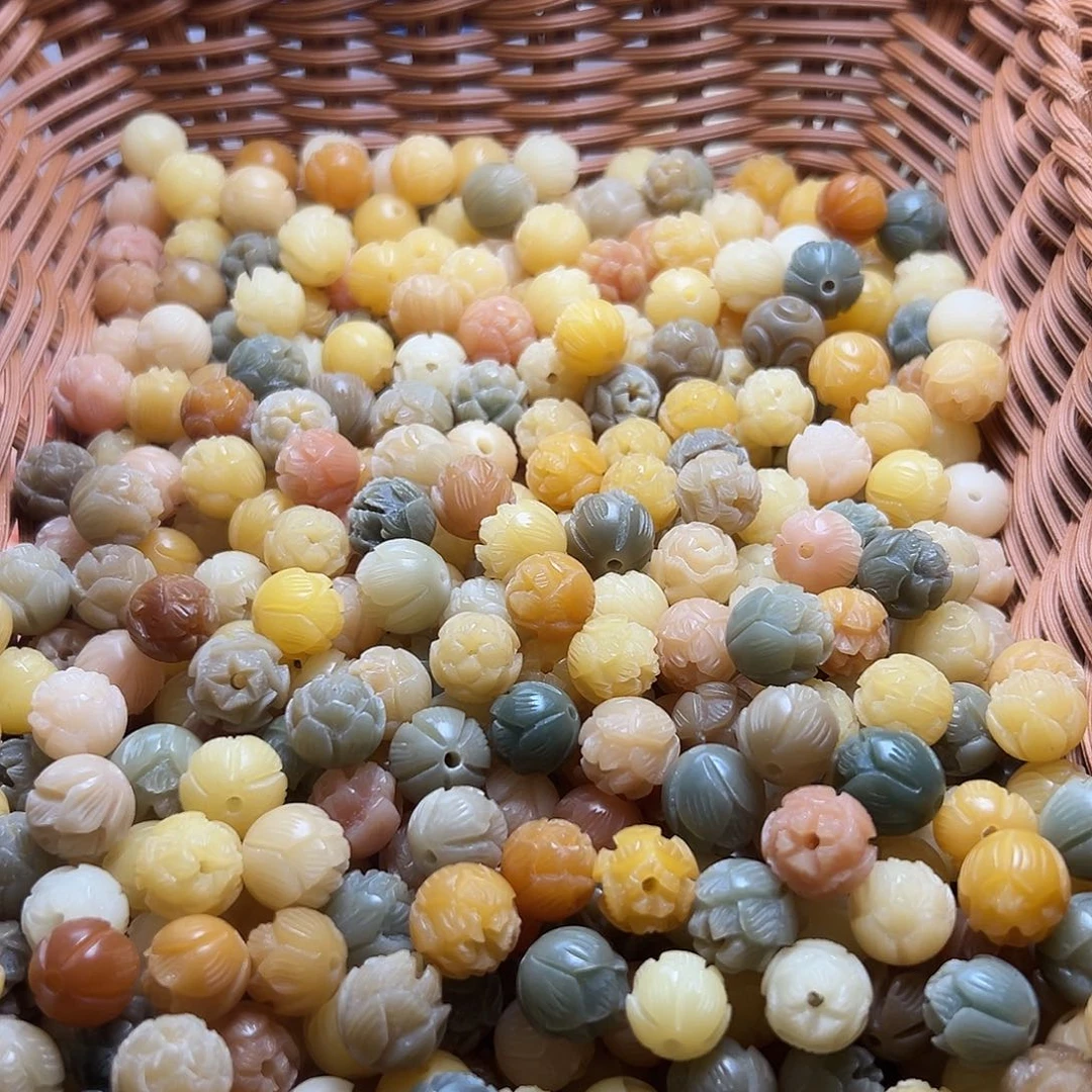 白玉菩提吊坠凉*步步生莲50颗