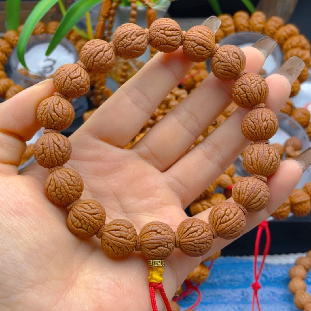 仿古甲骨文手持。红红火火