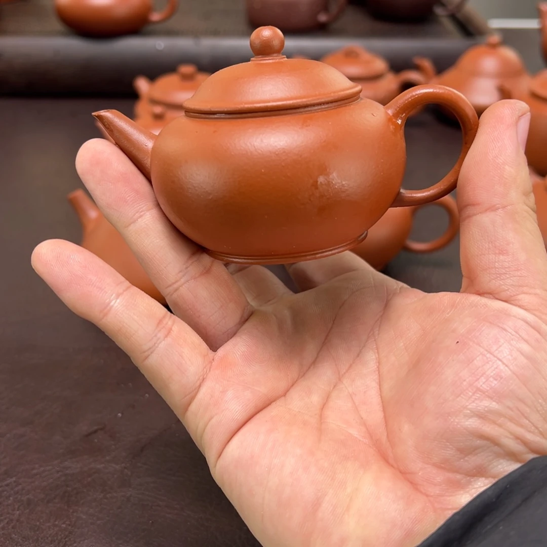 茶壶紫砂汽修厂和机械设备