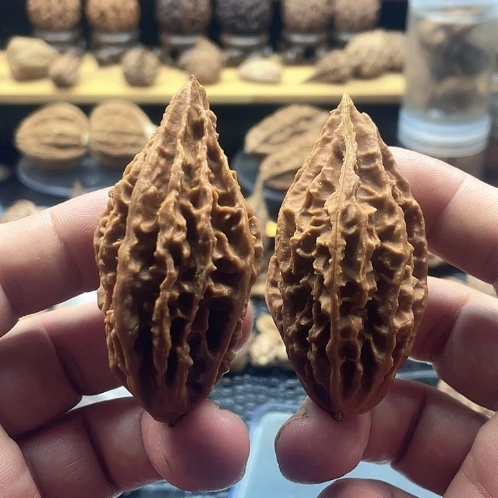 文玩核桃把件大柳叶25