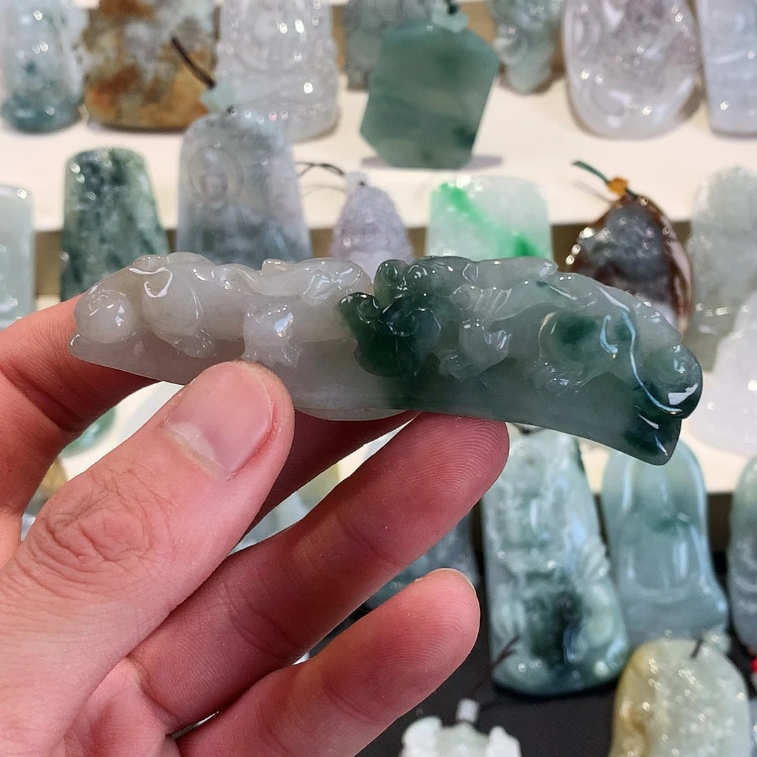 定制翡翠未镶嵌翡翠