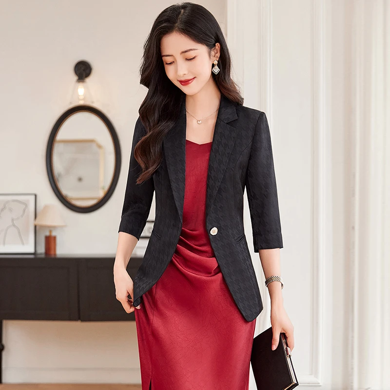 时尚气质缎面提花休闲西装女2025春夏新款高端七分袖显瘦通勤西服