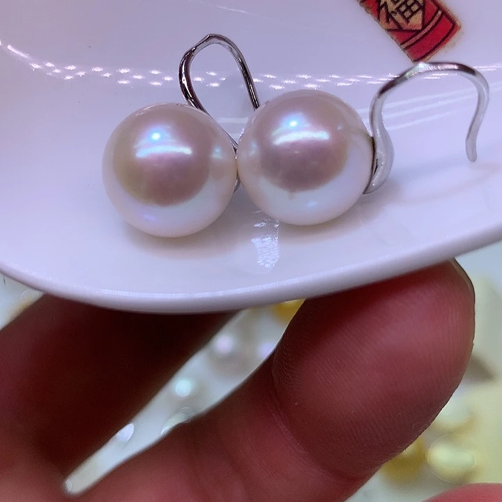 银S925镶嵌耳饰淡水珍珠