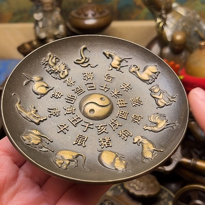 精美铜器批发档口