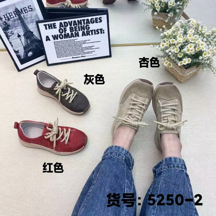 5250-2真皮复古休闲韩版花朵单鞋平底舒适休闲风耐磨