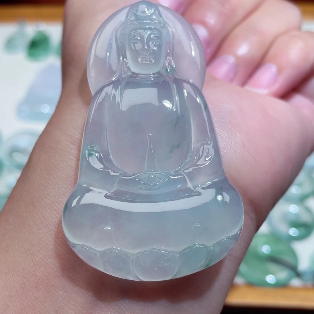 翡翠未镶嵌颈饰素衣观音