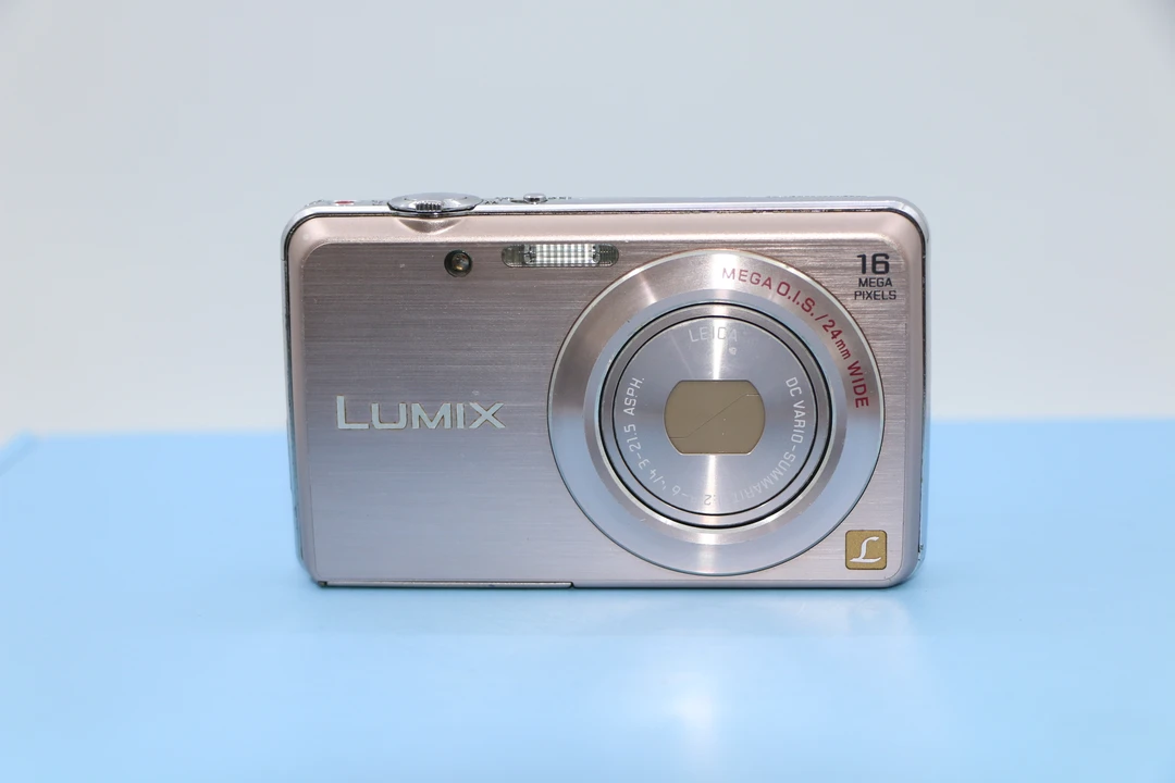 95新 Panasonic/松下 FH8 1600万像素5倍变焦 无质量问题不退换