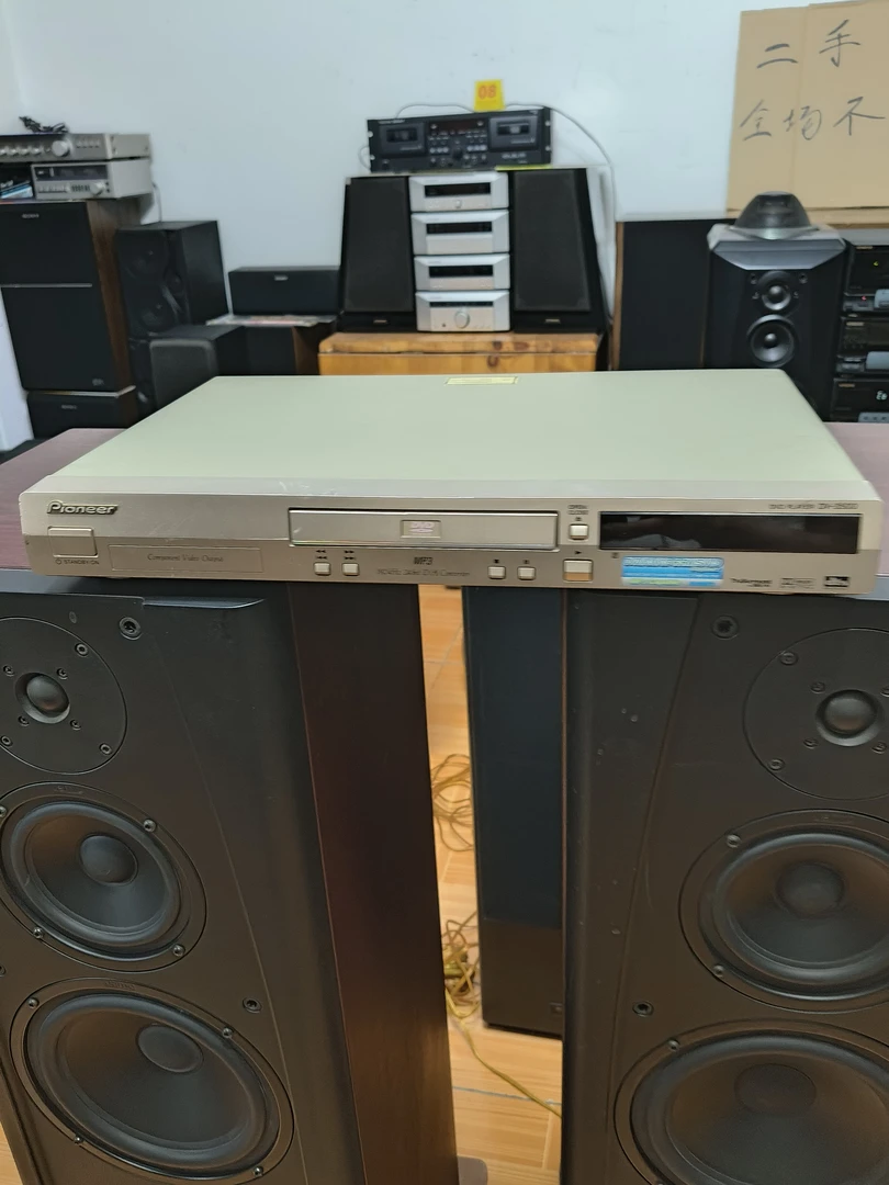 XF。DVD机。运费买家自理