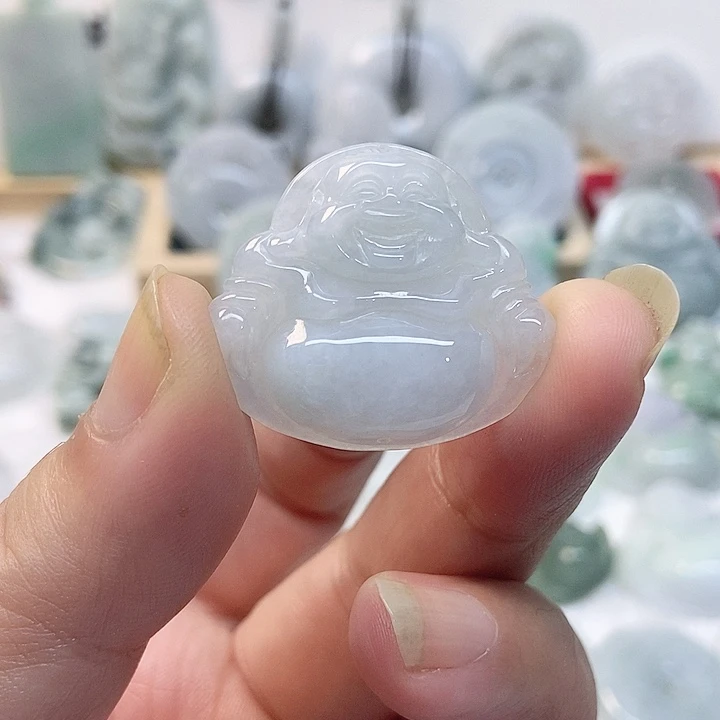 翡翠未镶嵌颈饰佛公