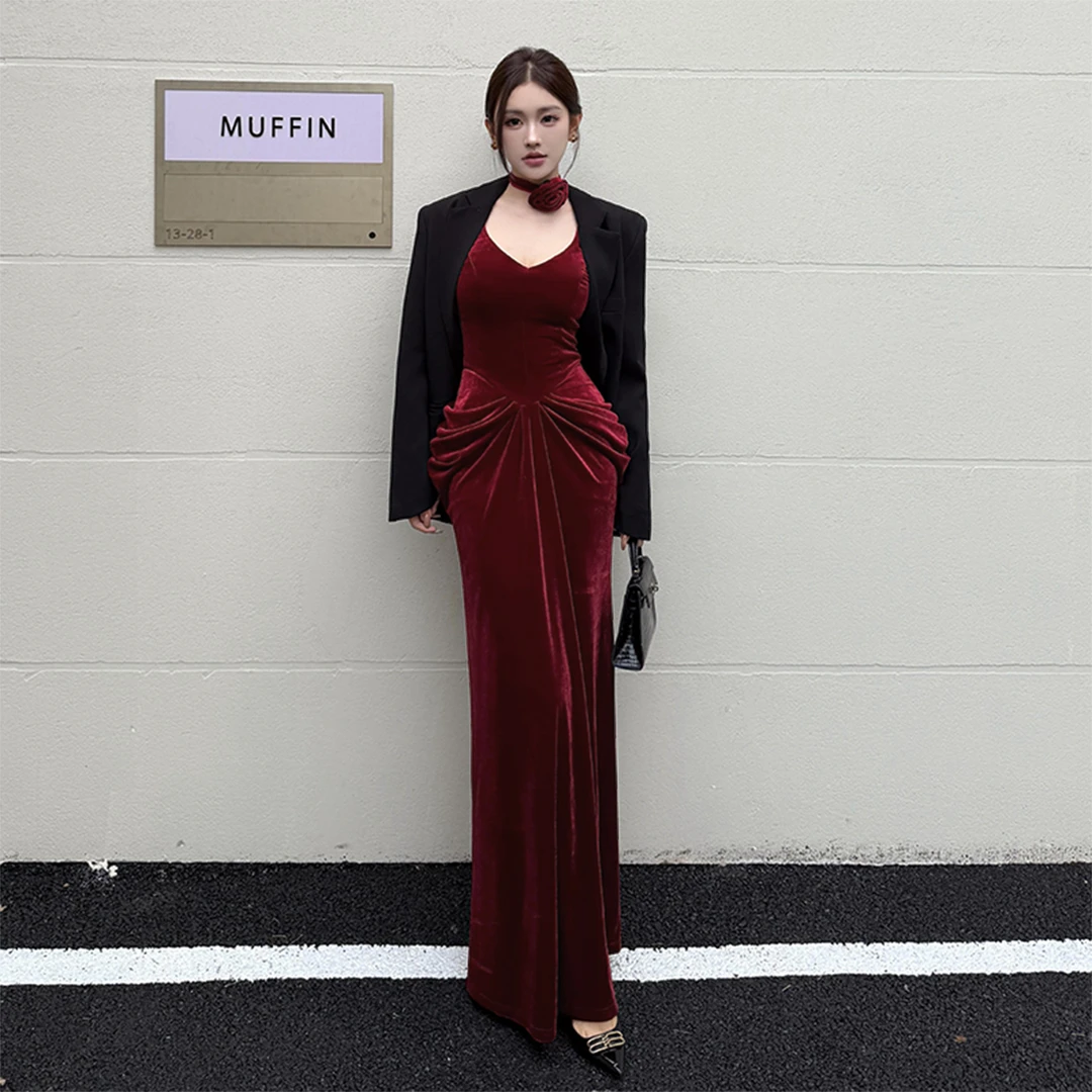 INSTUNNING法式花朵v领酒红色丝绒连衣裙女秋冬内搭生日礼服裙子