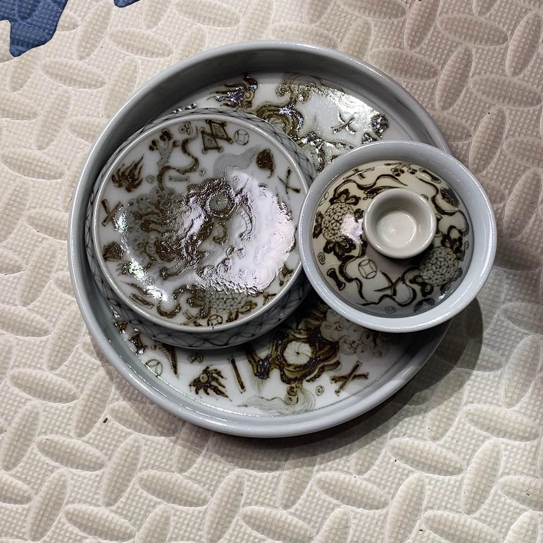 林*茶微瑕釉里铁狮子套组