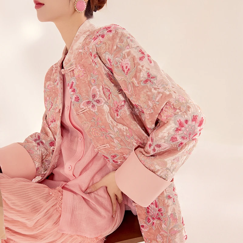 2025春季新款新中式国风重工亮片刺绣设计感气质减龄外套女 N2011