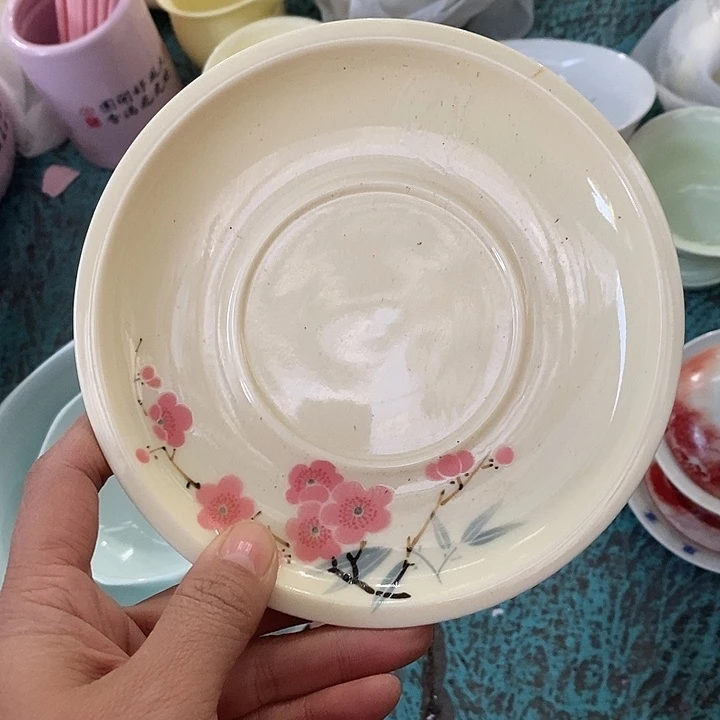 摆件陶黄稀土红梅碟子