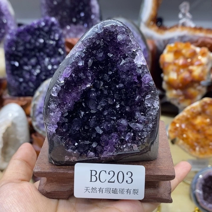 紫晶大型摆件（非配饰）未镶嵌