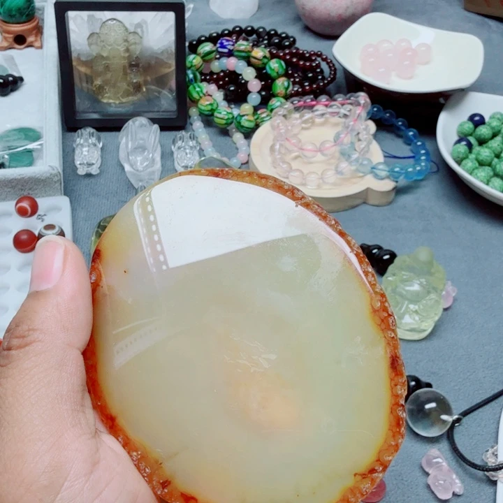 未镶嵌颈饰水晶水晶