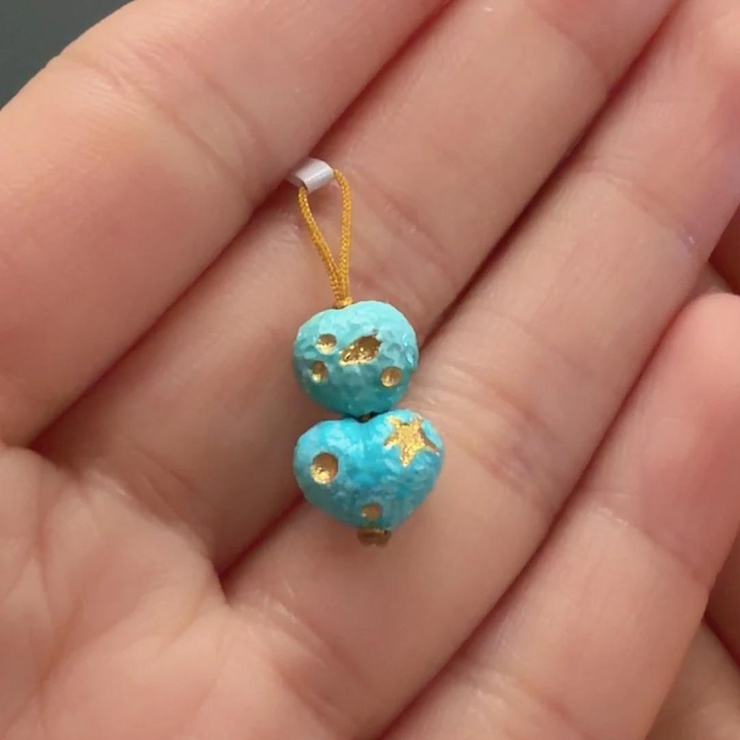 绿松石未镶嵌颈饰