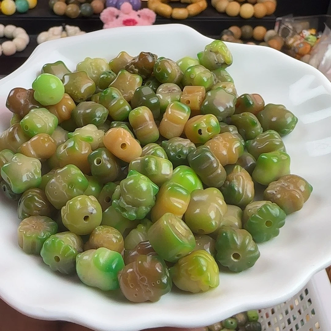 手串菩提根/象牙果瑕疵麻子绿野仙踪雕刻件混20颗➕20颗