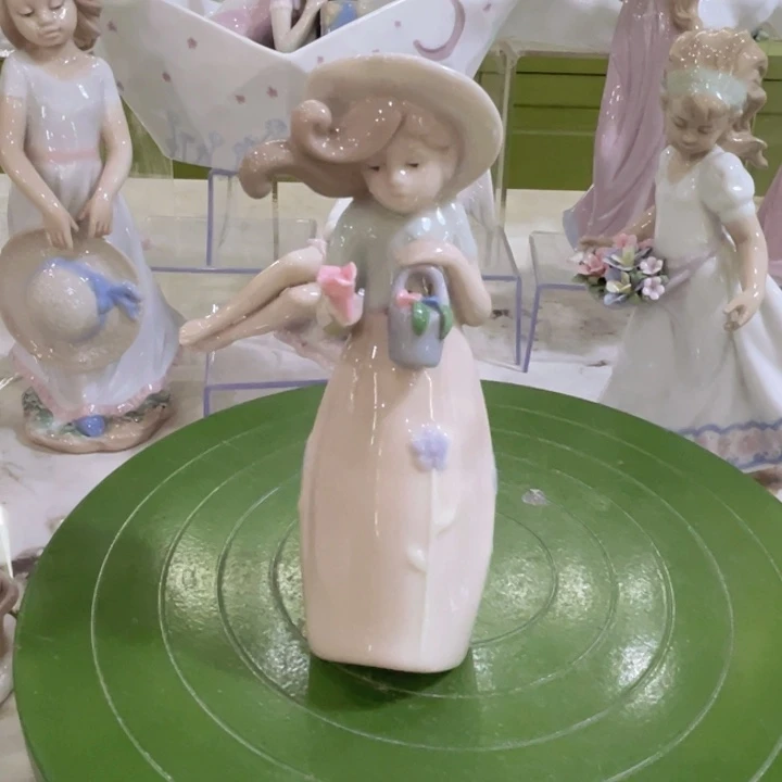 15cm尊匠瓷偶一个