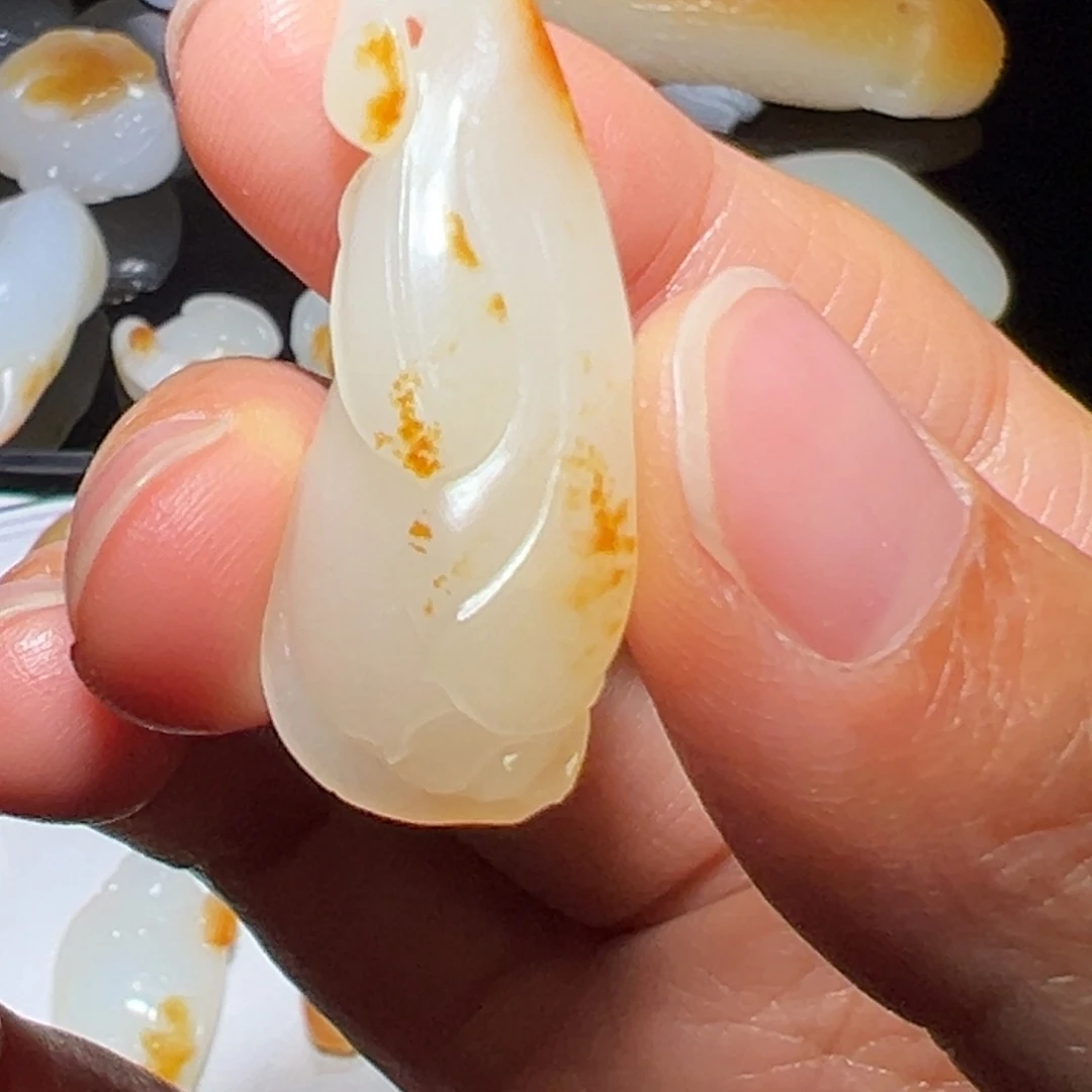 和田玉（子料）未镶嵌颈饰