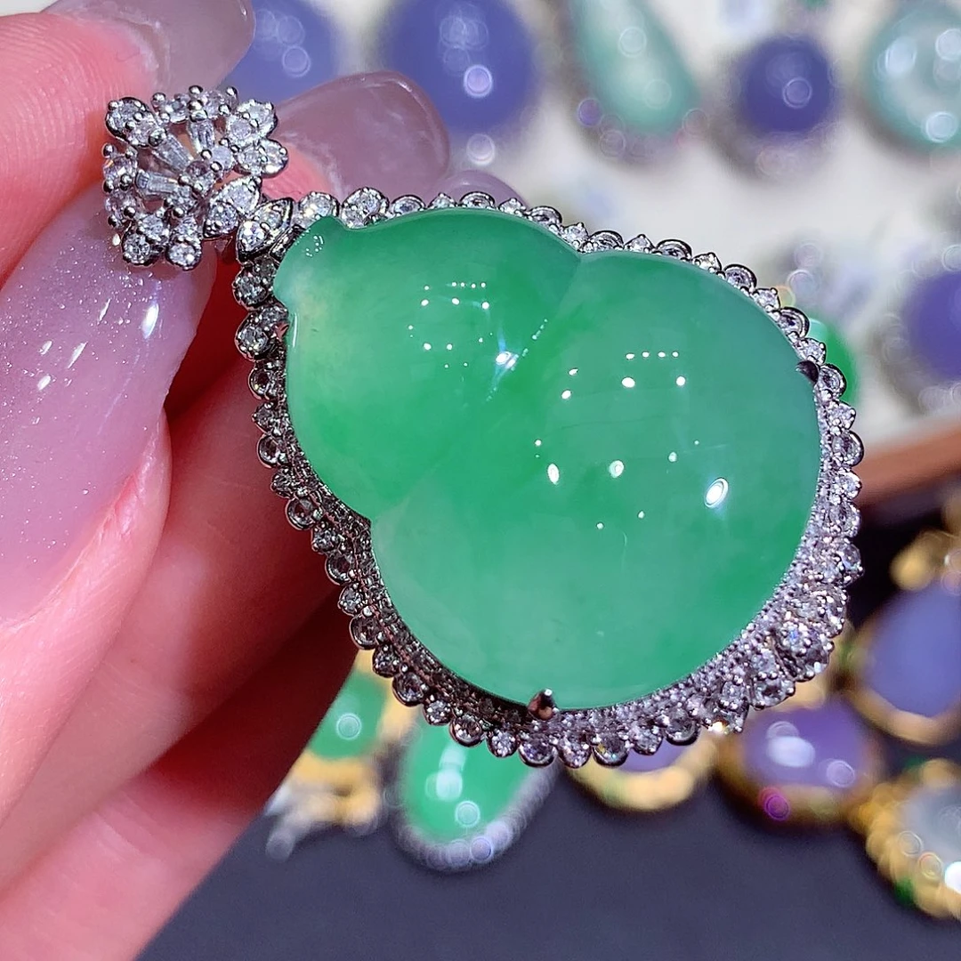 翡翠18K金镶嵌吊坠(不含链)