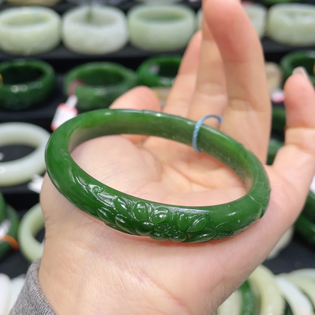 未镶嵌手镯和田玉62