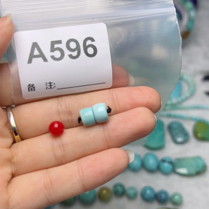 南红玛瑙未镶嵌珠宝奇石