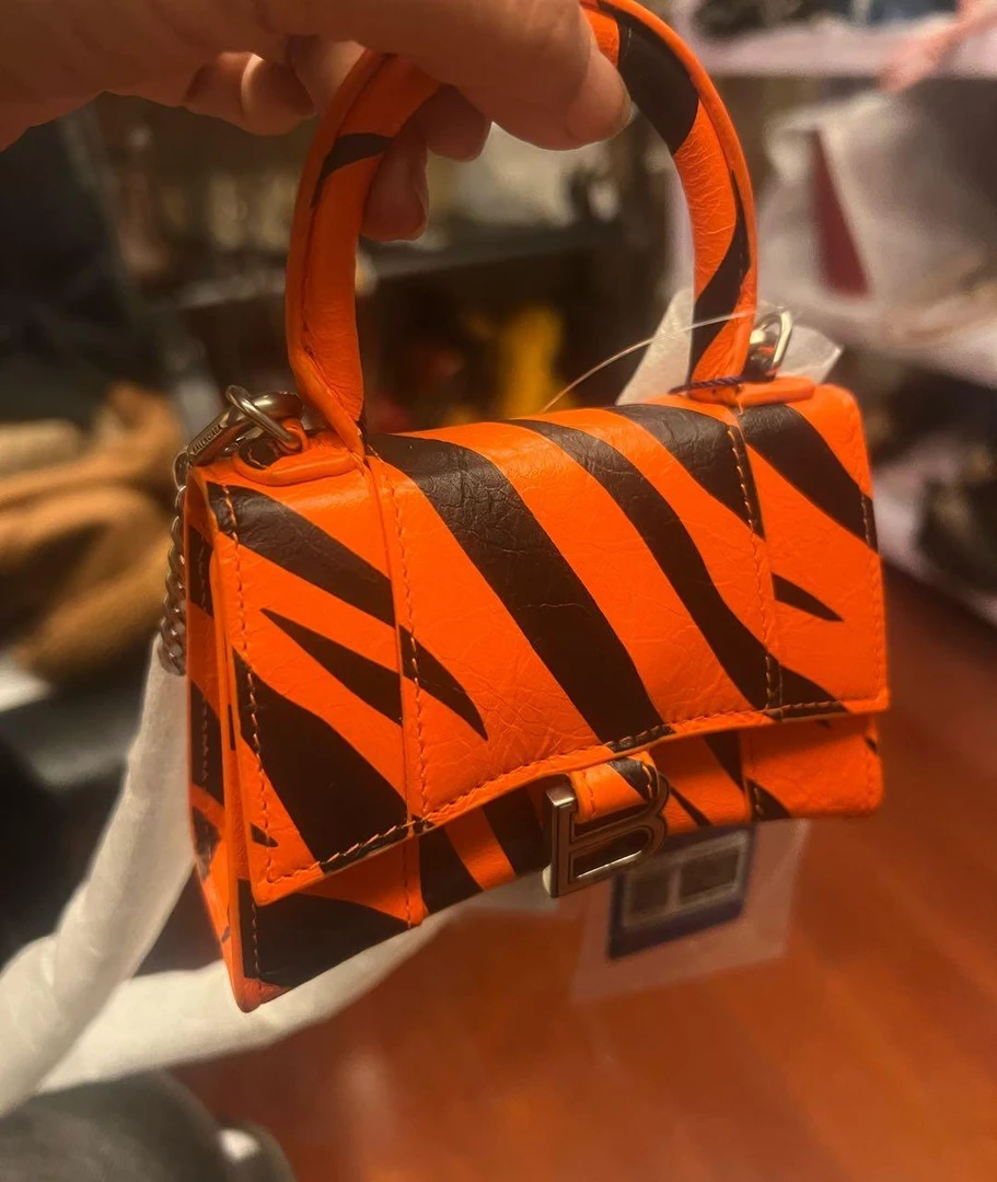 95新 巴黎世家 斜挎包 24155