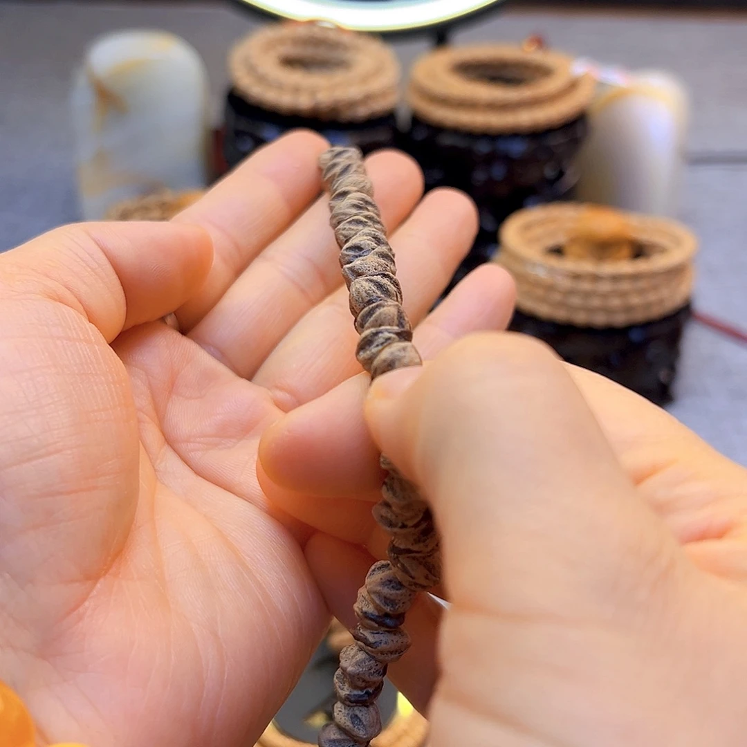 纯***魔柏香籽/百香籽吊坠