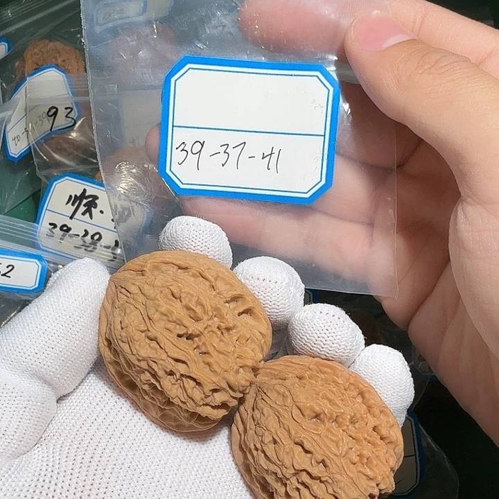 吊坠文玩核桃南疆拉丝高炮27