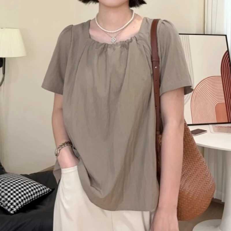 时尚百搭遮肚短袖上衣夏季薄款胖MM大码女装宽松显瘦方领褶皱衬衫