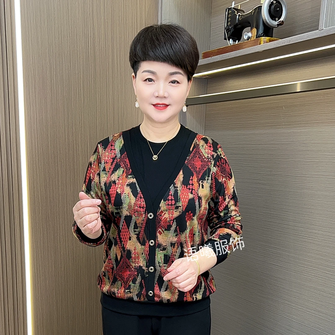 秋季长袖假两件纽扣时尚中老年女装洋气短款花色上衣F8803-1