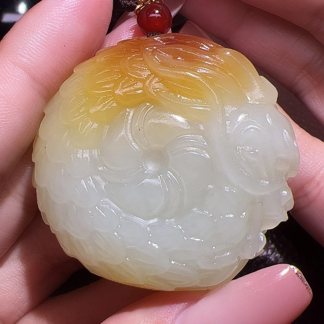 心***神和田玉未镶嵌颈饰