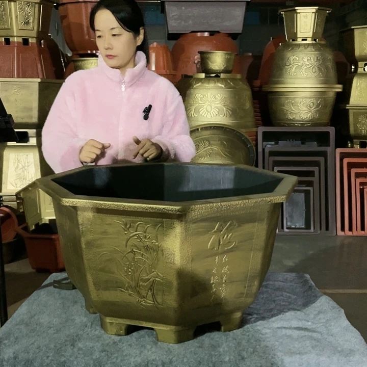 八角古铜七零两个