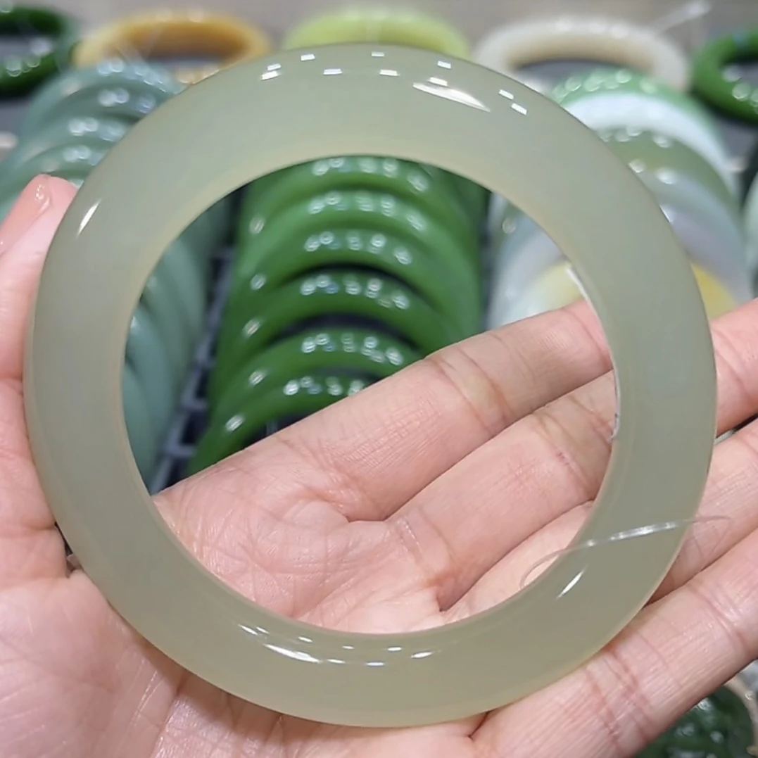 和田玉高冰起荧光猫眼晴水手镯56-57圈口（圆条）