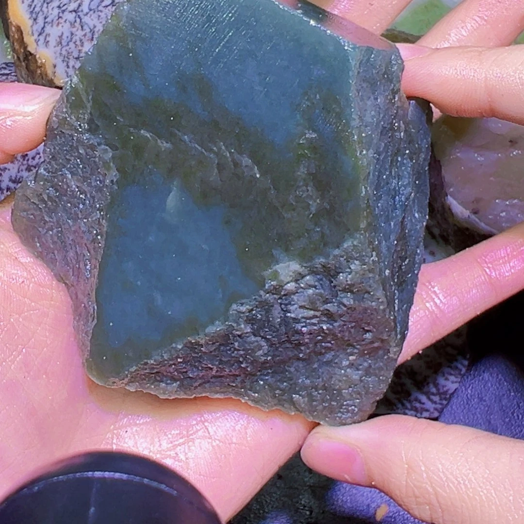 和田玉（糖玉）未镶嵌珠宝半成品