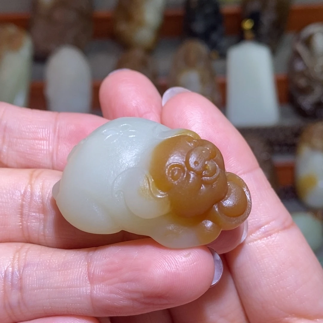 定制和田玉哼哼来财