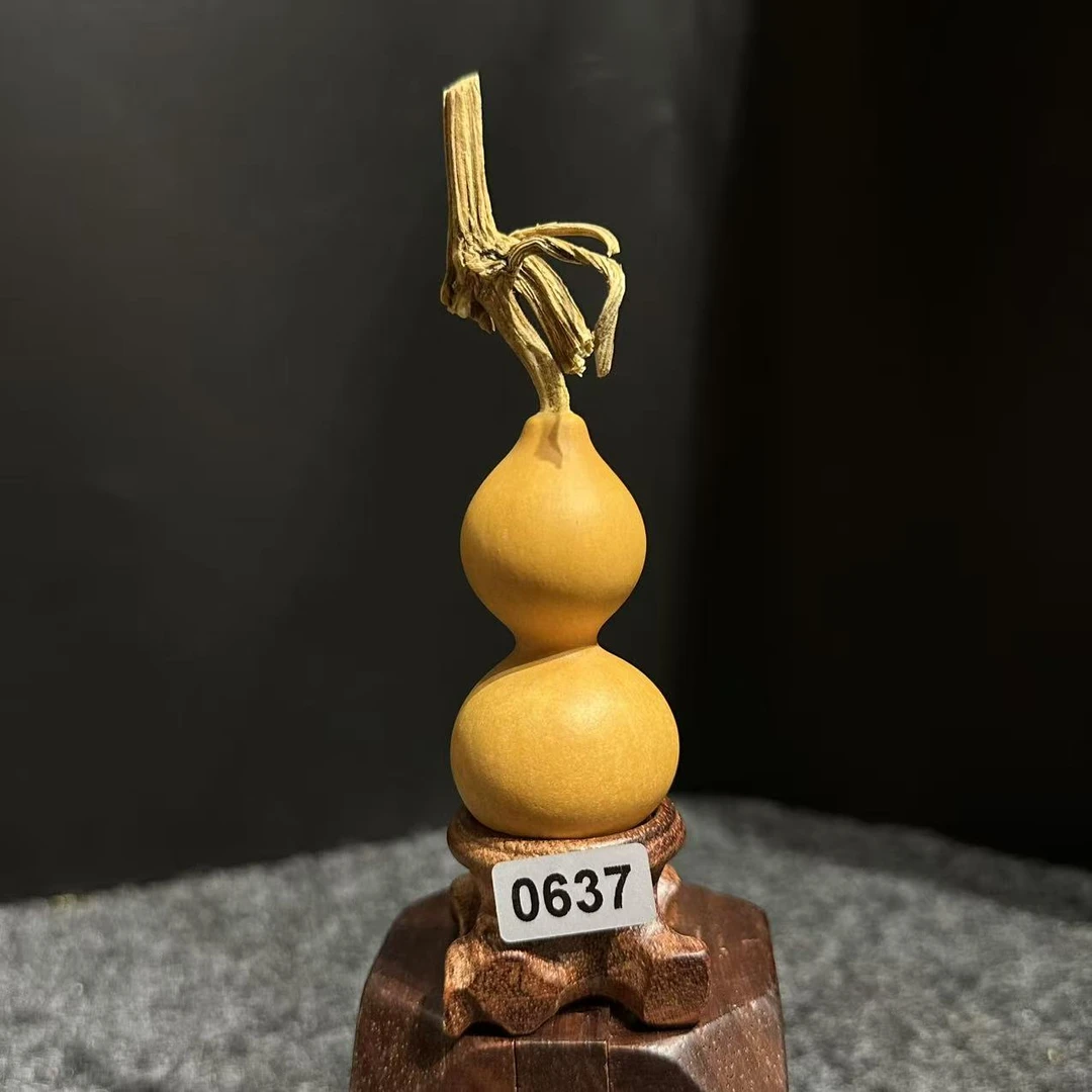 0637号拍品（葫芦）