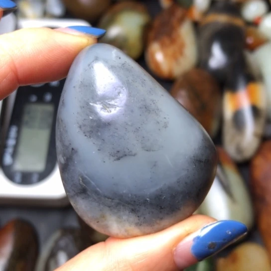 和田玉未镶嵌珠宝奇石