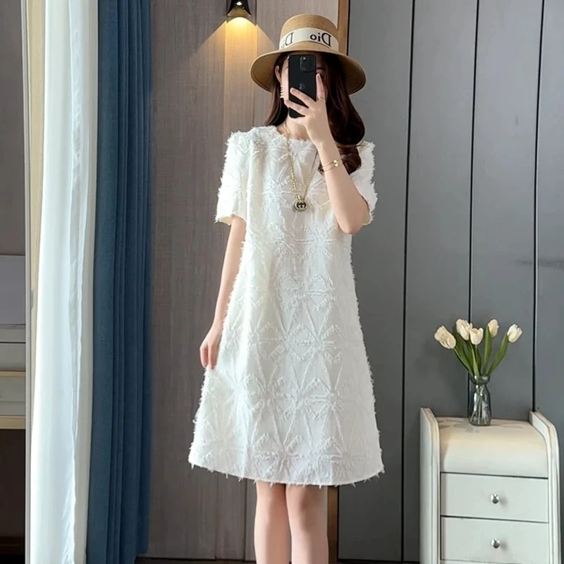 小个子气质连衣裙2025新款夏季显瘦设计感温柔正肩高级感宽松裙子