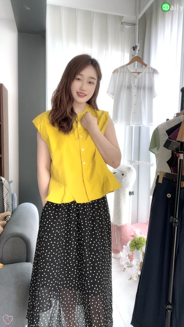 1190纯棉夏季新款衬衫韩版时尚圆领无袖背心女上衣潮
