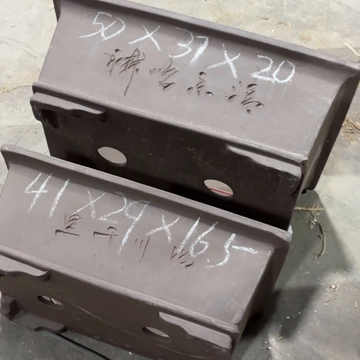 紫砂花盆              118-2