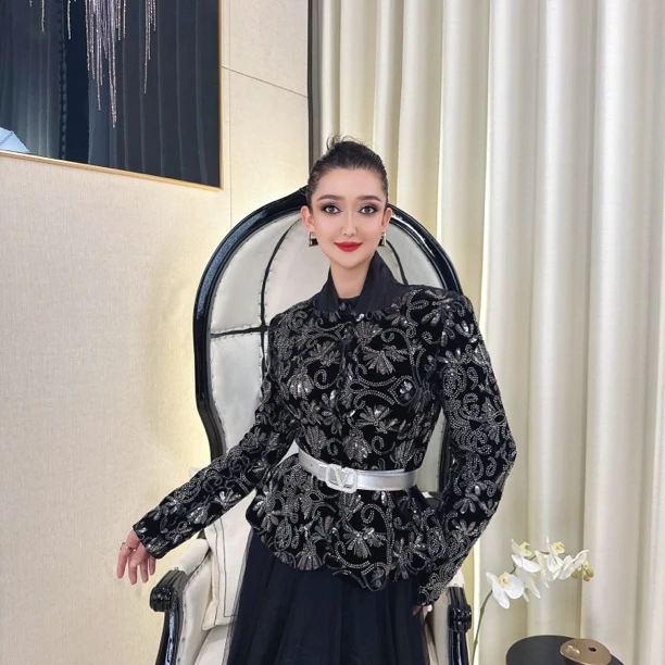 欧美风重工刺绣高级感轻奢洋气修身名媛外套