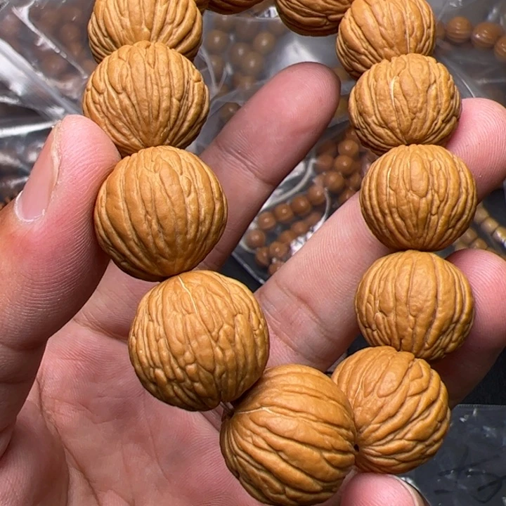 路***睿猴头核桃吊坠看看咯