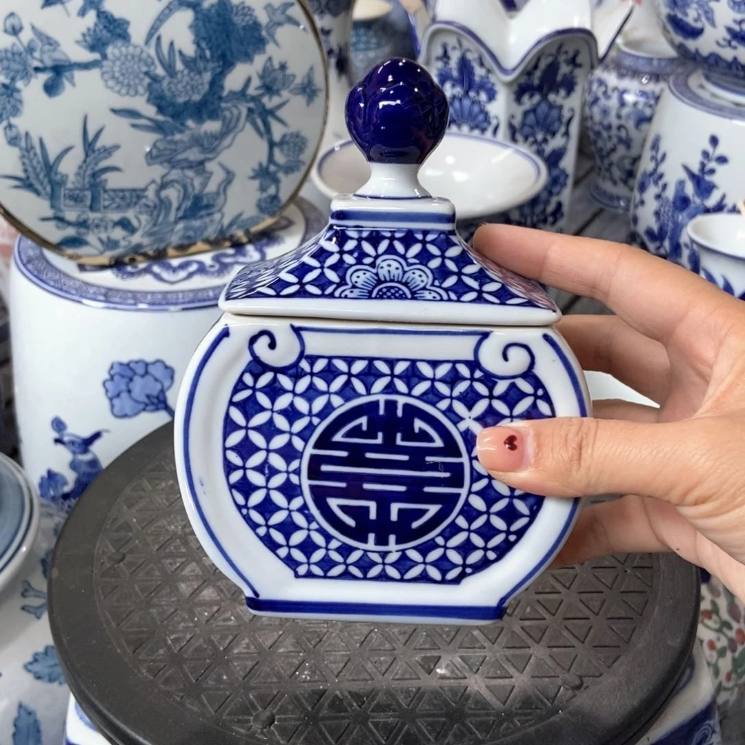 摆件茶叶罐手绘釉下彩