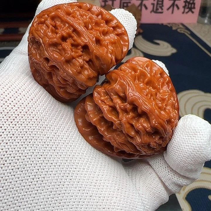 桃核吊坠山**川三角白42尺