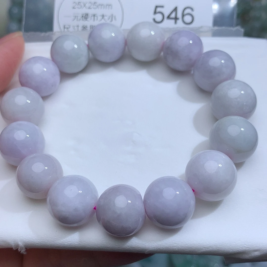 翡翠未镶嵌颈饰546。