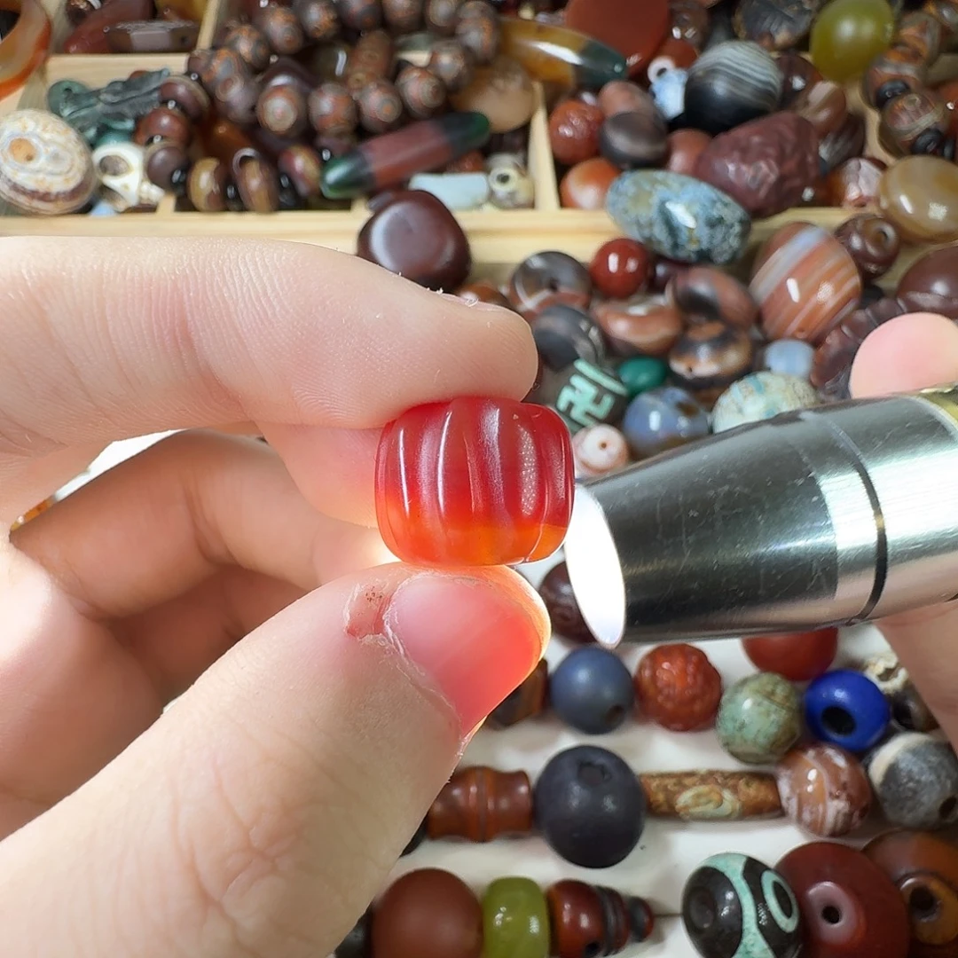 玛瑙/玉髓未镶嵌纯天然玛瑙珠子