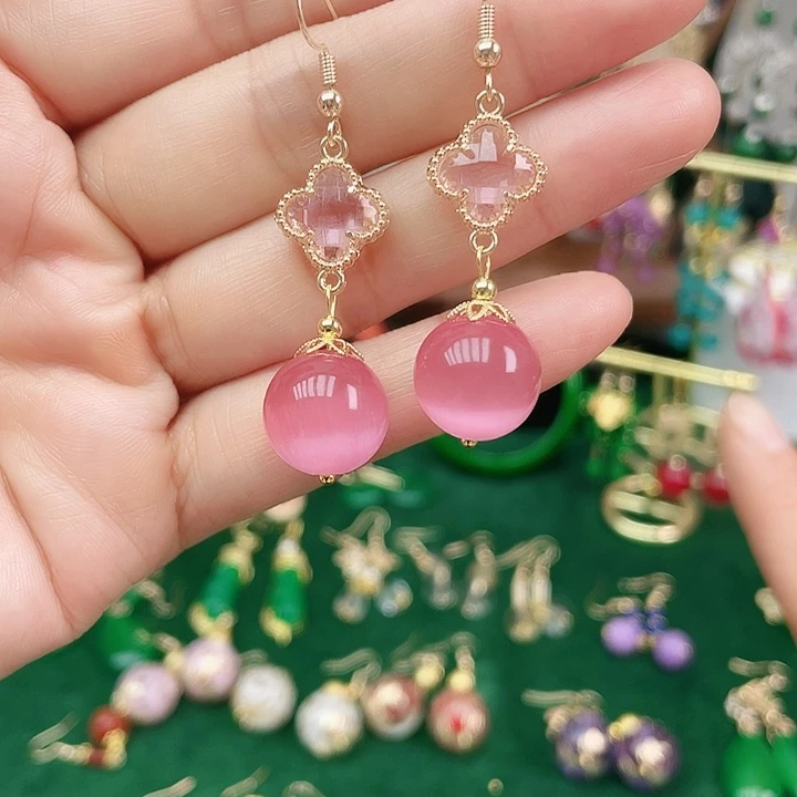 石英质玉合金耳钉粉色猫眼